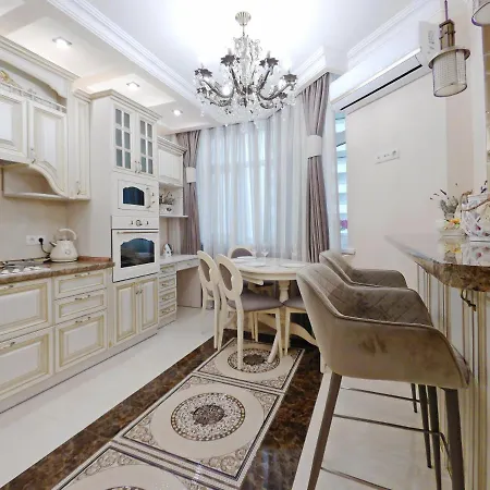Сказочно Волшебная Квартира Соломенском Районе Добробут Kyiv Exterior photo